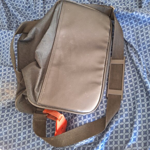 American Tourist makeup bag - Picture 15 of 16